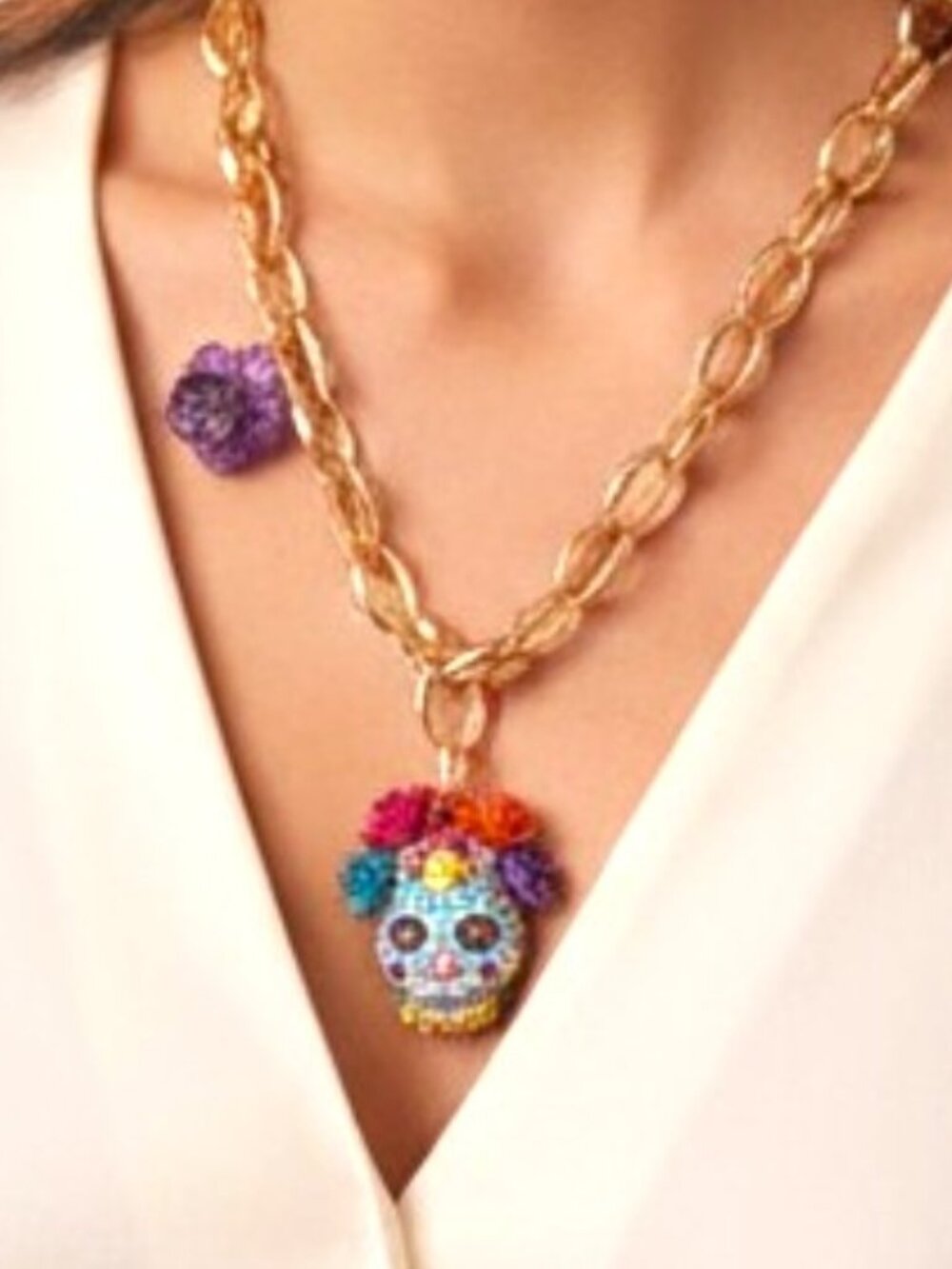 Betsey Johnson Día de los Muertos Faux Stone Sugar Skull Pendant